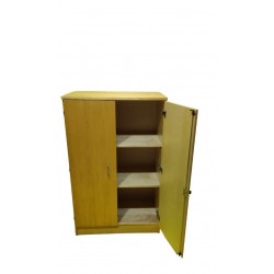 Ντουλάπι Kinnarps με δυο Ανοιγόμενες Πόρτες χρώματος σημύδα 